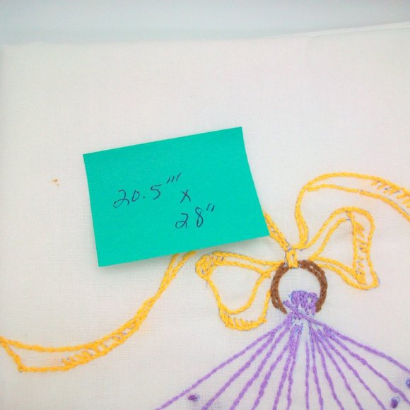 Vintage Set Embroidered Fans Flower Bouquets Pillowcases - Picture 7 of 7